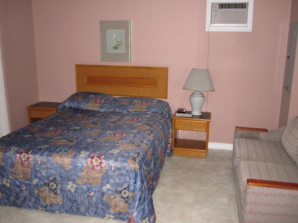 شدياك Gaudet Motel الغرفة الصورة